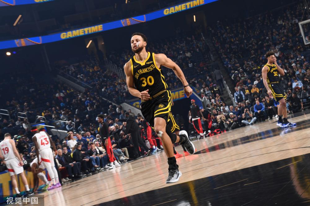 在第四场女 在第四场女